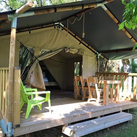 Camping Le Mondou Saint-Julien-de-Lampon Ngoại thất bức ảnh