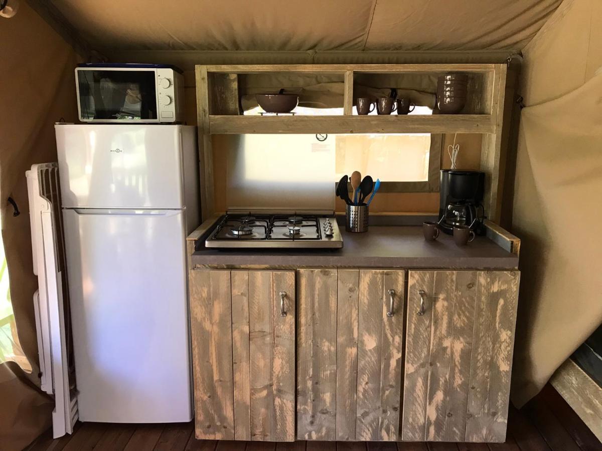 Camping Le Mondou Hotel Saint-Julien-de-Lampon Ngoại thất bức ảnh